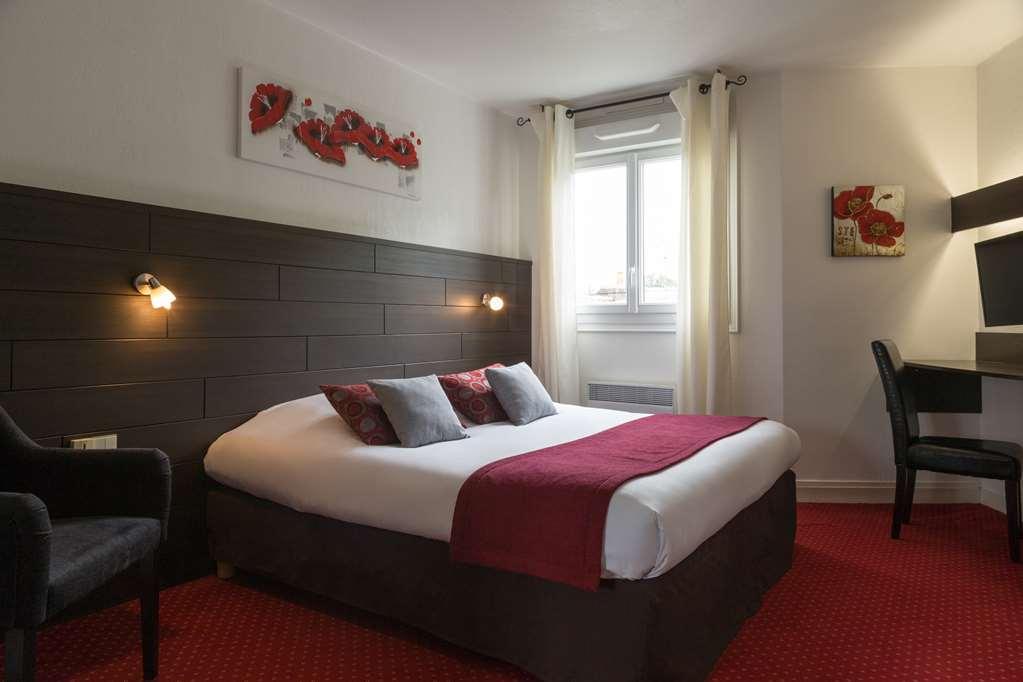 The Originals City, Hotel Du Chateau, بونتيفي الغرفة الصورة